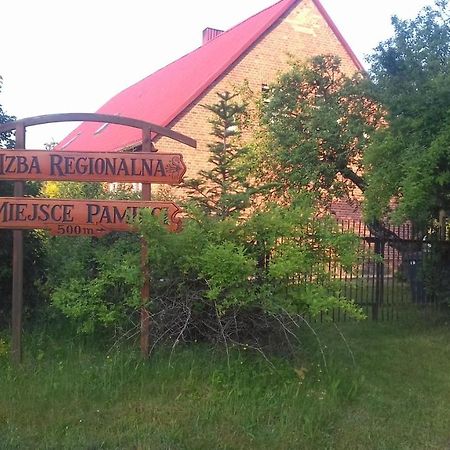 Izdebka W Zaciszu Bed and Breakfast Czarna Dabrowka Buitenkant foto